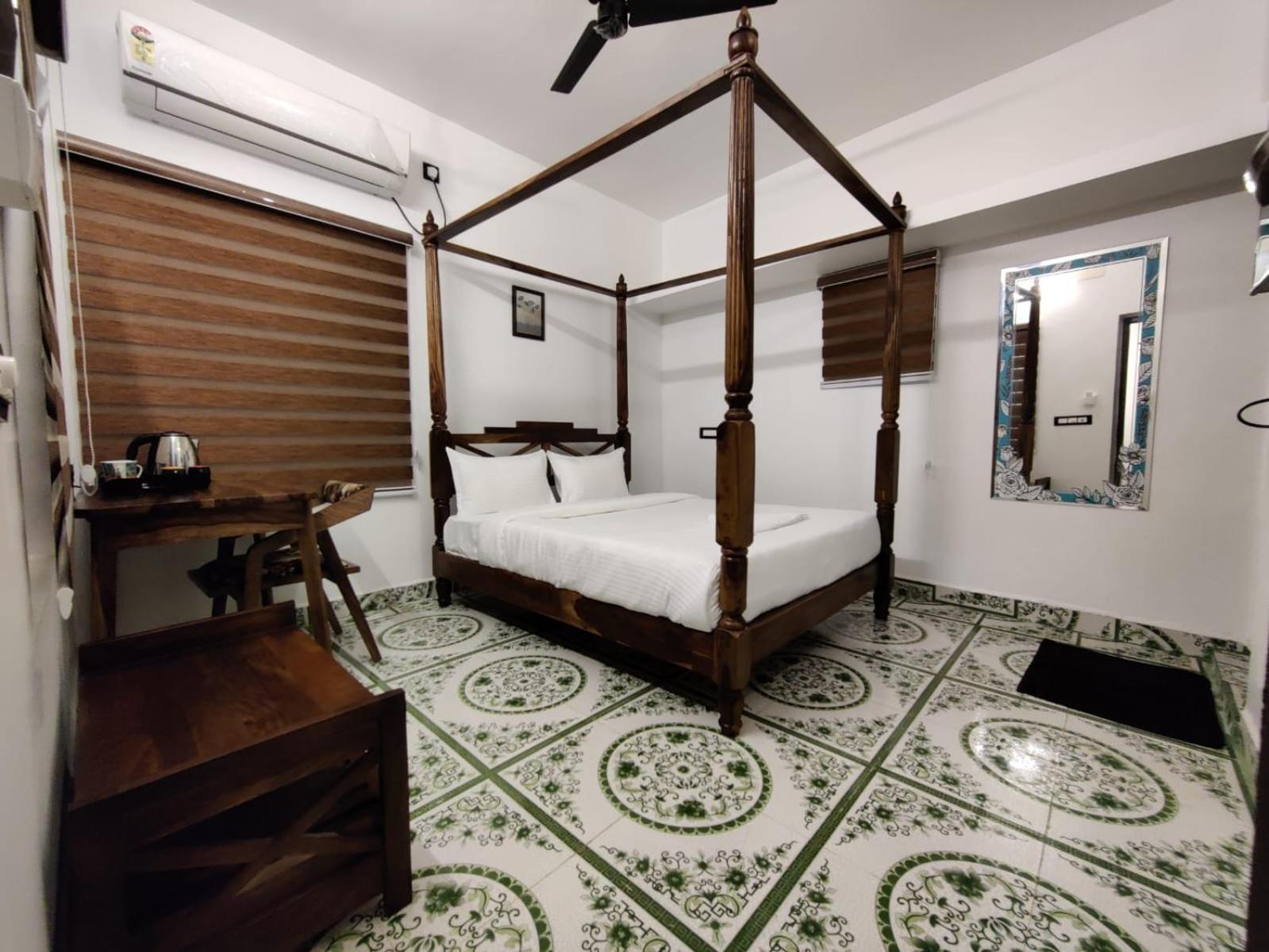 Courtyard Castle Heritage Resort Puducherry Exterior foto