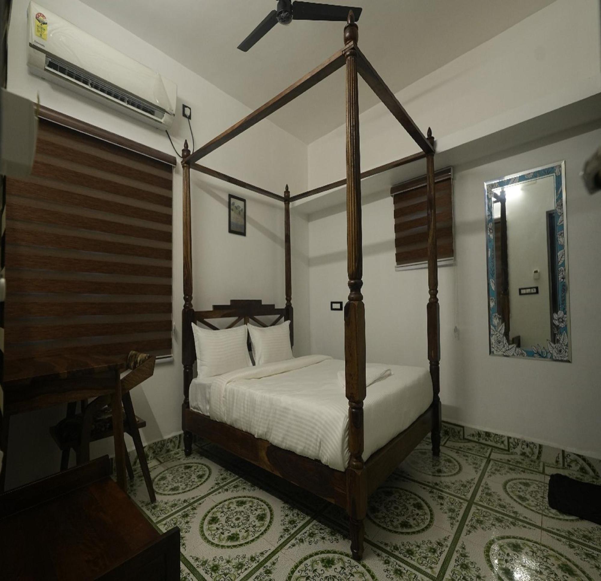 Courtyard Castle Heritage Resort Puducherry Exterior foto